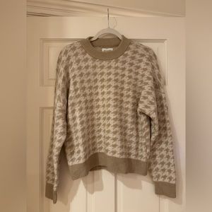 Abercrombie sweater